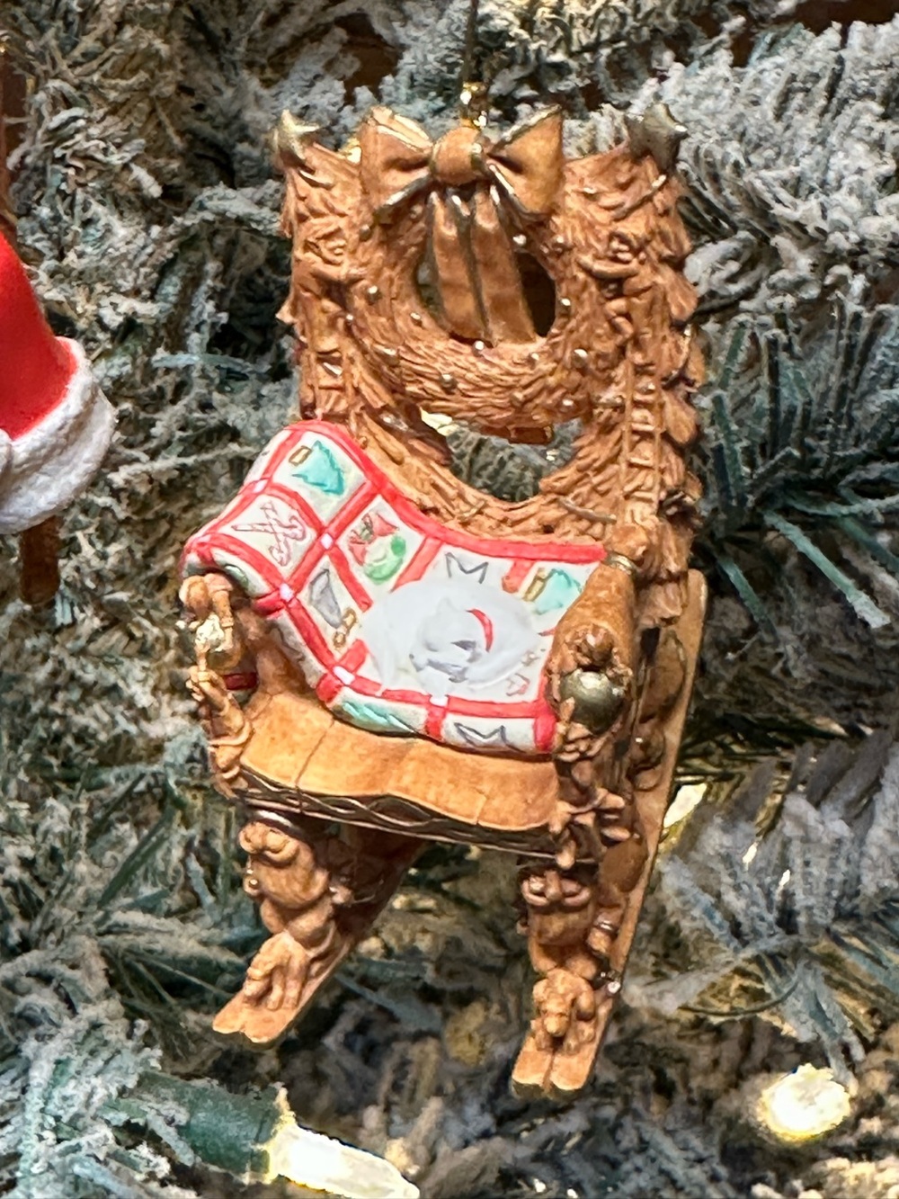 Hallmark Keepsake Santa & Mrs Claus Chair Ornaments Set of 2 - Picture 4 of 8